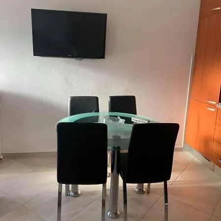 Appartement Kostovic *